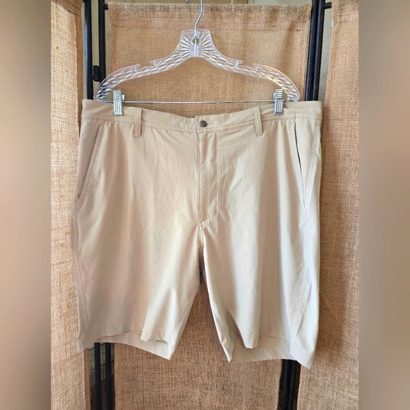 FootJoy Other - Men's FootJoy Tan Beige Shorts Size 38W